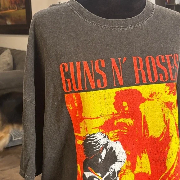 Guns N' Roses Graphic T-Shirt - Black - Picture 3 of 6